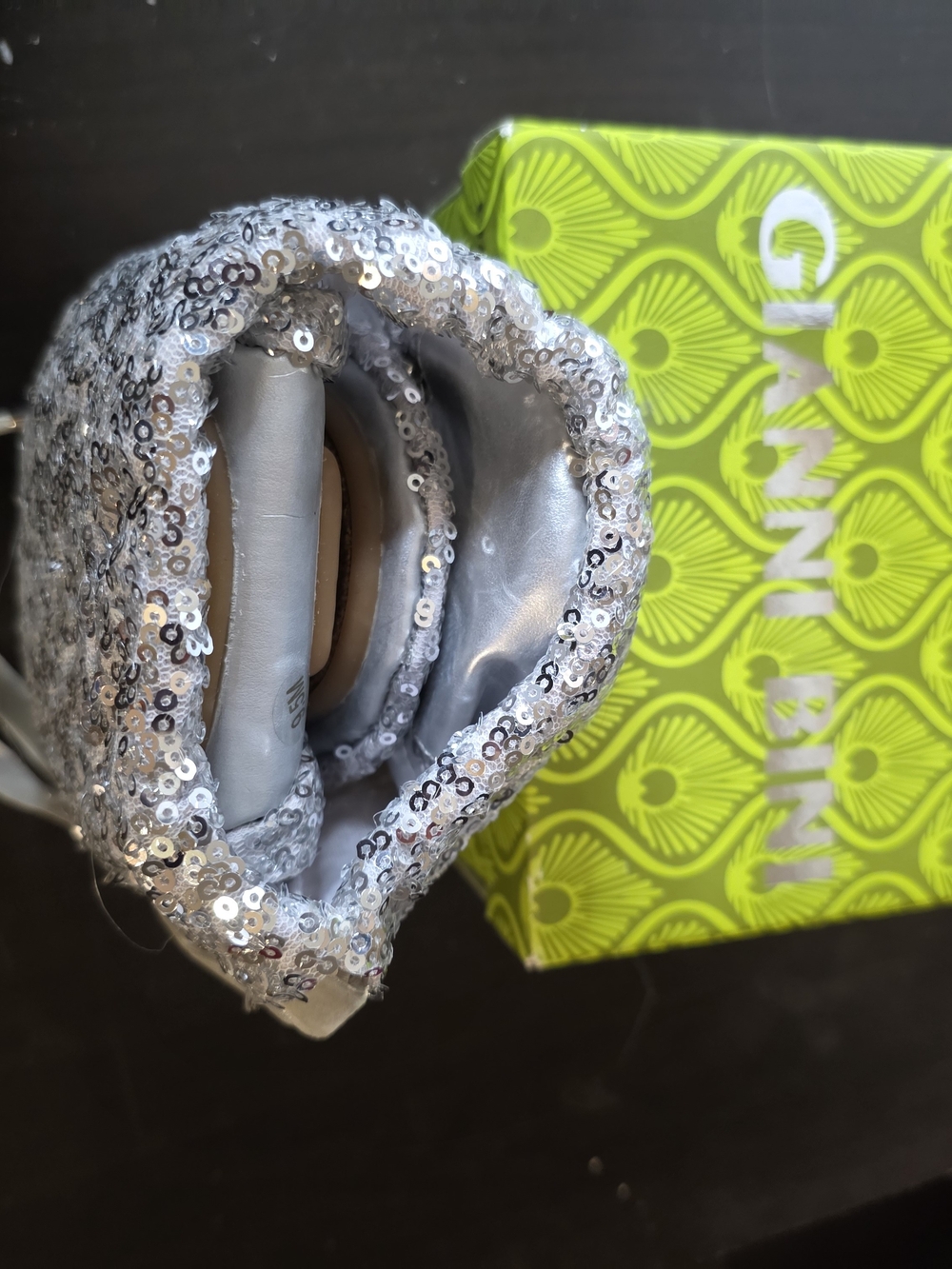 Foldable Silver Sequin Ballet Flats Size 9.5 M - Picture 3 of 11